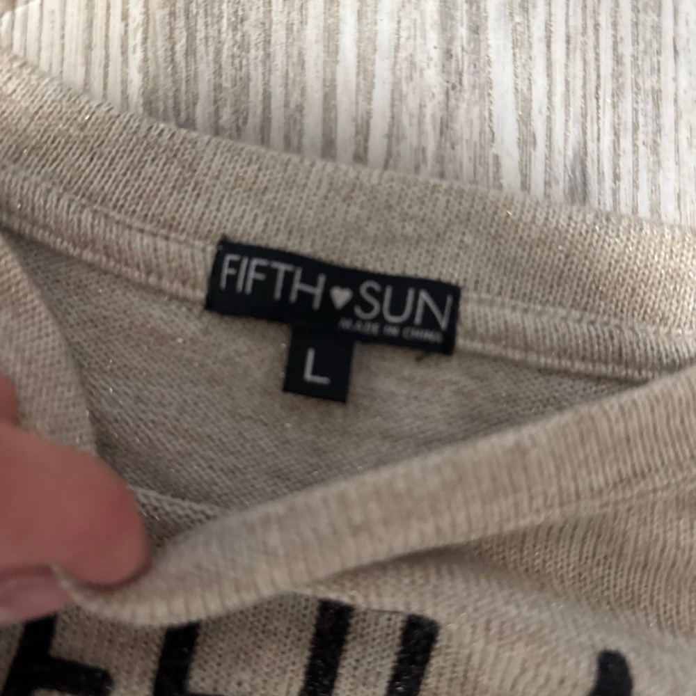 Size large women’s sweater glitter fifth sun